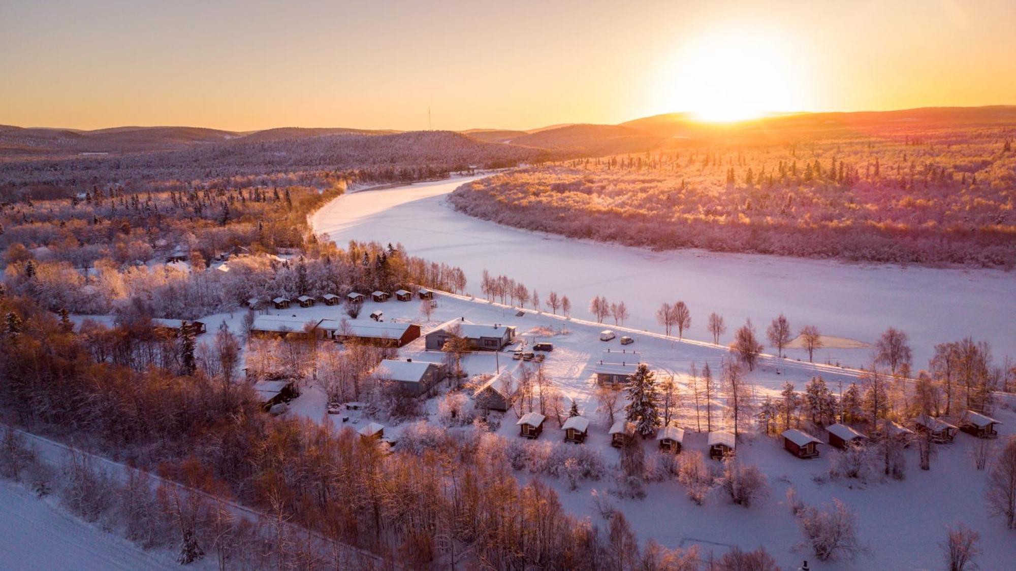 Arctic River Resort อีวาโล ภายนอก รูปภาพ