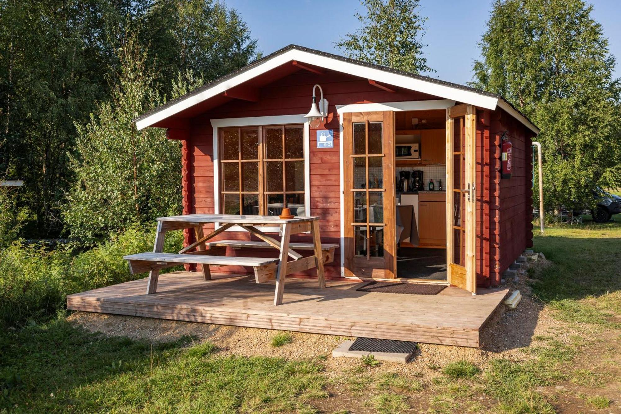 Arctic River Resort อีวาโล ภายนอก รูปภาพ