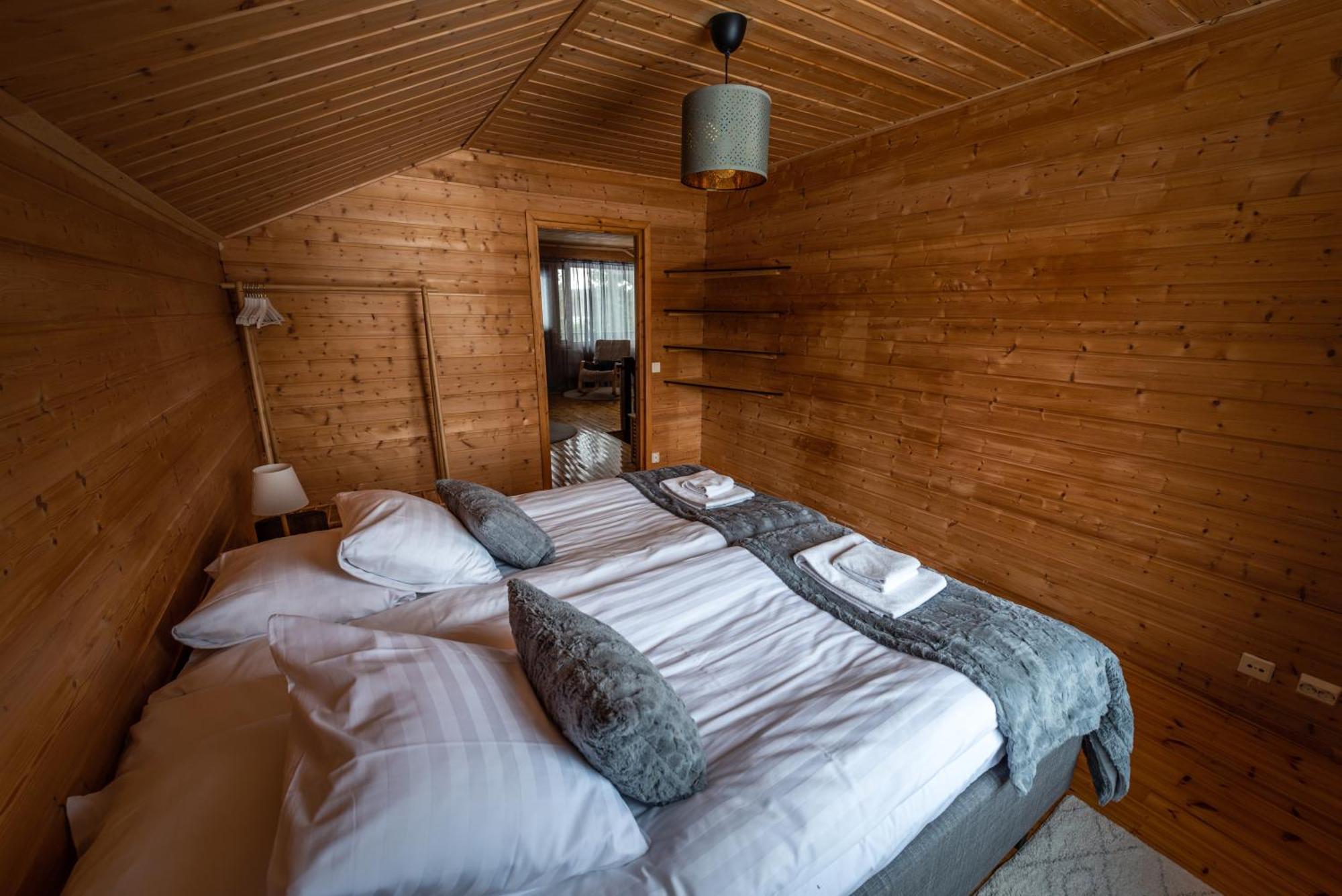 Arctic River Resort อีวาโล ภายนอก รูปภาพ
